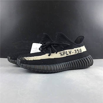 Yeezy Boost 350 V2 Core Black White BY1604