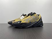 Yeezy Boost 700 MNVN Honey Flux GZ0717 - 1