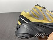 Yeezy Boost 700 MNVN Honey Flux GZ0717 - 5