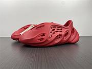 Yeezy Foam RNNR Vermillion  GW3355 - 1