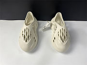 Yeezy Foam RNNR Ararat G55486   - 3