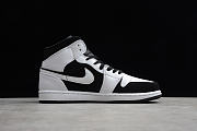 Jordan 1 Mid White Black  554725-113 - 5