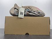 Yeezy Foam RNNR MX Sand Grey GY3969 - 4