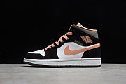 Jordan 1 Mid Peach Mocha (W)  DH0210-100 - 2