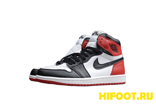 Jordan 1 Retro Black Toe 555088-125 - 1