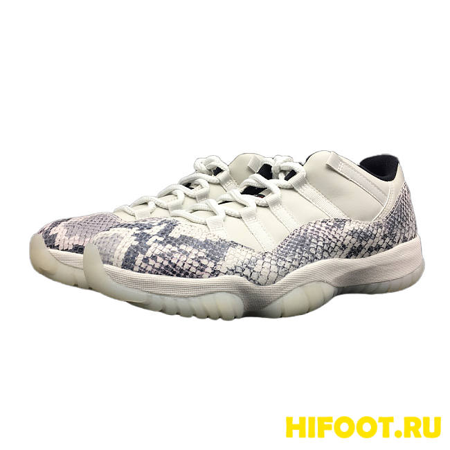 Air Jordan 11 Low SE Navy Snakeskin CD6846-002 - 1