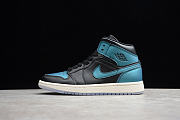 Jordan 1 Mid Iridescent Black  BQ6472-009 - 2