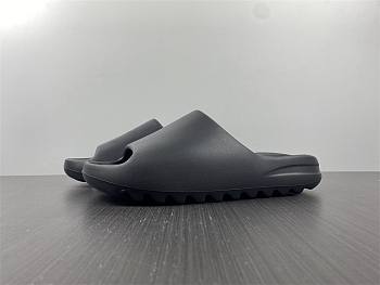 Yeezy Slide Onyx  HQ6448