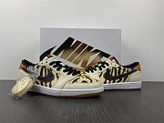 Jordan 1 Low OG Year of the Tiger DH6932-100 - 3