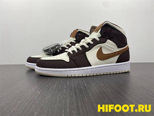 Jordan 1 Mid SE Brown Basalt Oatmeal (W) DO6699-200 - 1