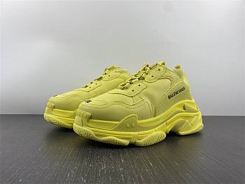 Ba1enc1aga Triple S  Sneaker 2022062402