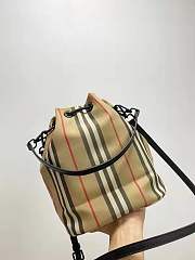 Bvrberry shoulder bag 24x21x14CM  - 5