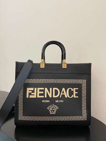 FENDACE LOGO SUNSHINE TOTE BAG 35*17*31