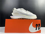 Nike Vaporwaffle sacai Sail Gum  DD1875-100 - 2