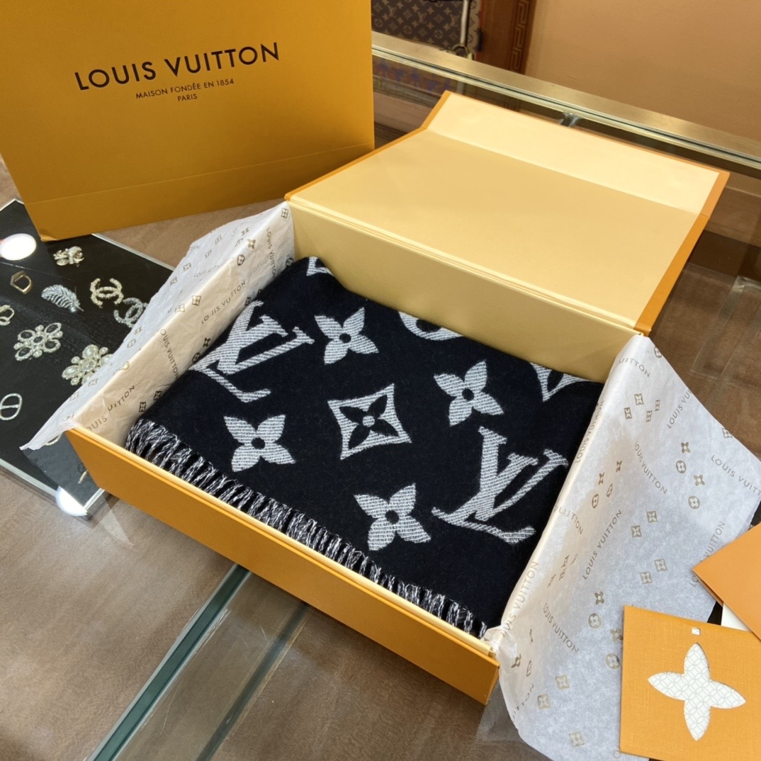 1v scarf 2022101002