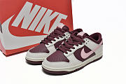 Nike SB Dunk Low Premium Valentines Day DR9705-100 - 1