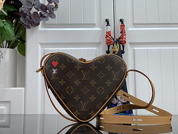 1V Shoulder bag M45149AX Size:22x20x6cm