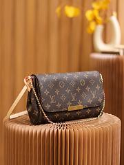 1V MM Monogram Crossbody Bag M40718 26*15*4cm - 3