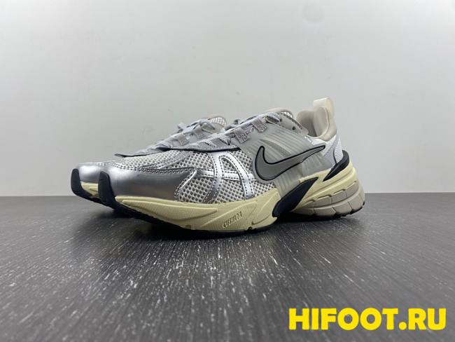 Nike Runtekk 3XL FD0736-100 - 1