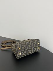 Fendi crossbody bag 17.5*18*8CM - 4