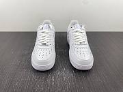 Travis Scott x Nike Air Force 1 07 Triple White CW2288-111 - 2