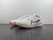 Nike Air Zoom Pegasus 40 Wide White Obsidian DV7480-100 - 1