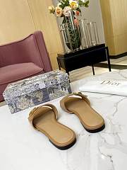 Dior women sandals 2023082403 - 4
