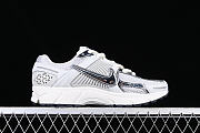 Nike Zoom Vomero 5 Photon Dust Metallic Silver FD0884-025 - 4