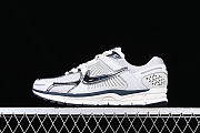 Nike Zoom Vomero 5 Photon Dust Metallic Silver FD0884-025 - 2