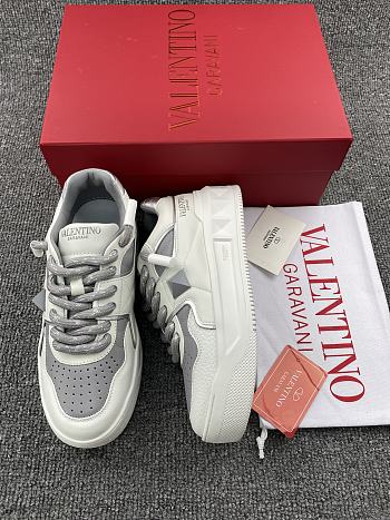 Valentino sneaker 2023090602