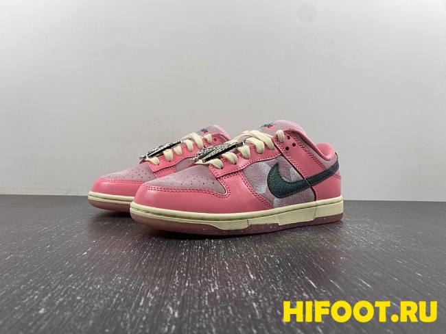 Nike Wmns Dunk Low LX Barbie FN8927-621 - 1