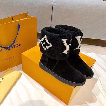 LV Louis Vuitton Boots 2023091401