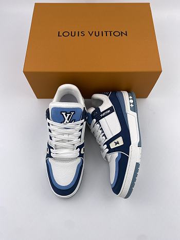 LV sneaker 2023100605