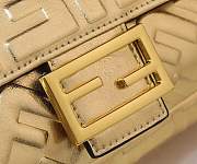 FENDI Gold Baguette Bag 26CM 2023101201 - 2