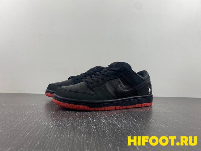 Nike SB Dunk Low Black Pigeon  883232-008 - 1