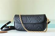 LV Wallet On Chain lvy black 23.5*12*4.3CM 2023110904 - 1