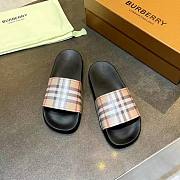 Burberry slide 2023111302 - 1