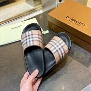 Burberry slide 2023111302 - 4