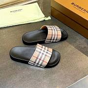 Burberry slide 2023111302 - 2