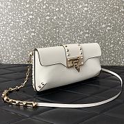 Valentino rockstud bag 26*13*7CM  white 2023111703 - 5