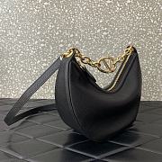 Valentino vlogo moon bag 29*23*11CM black 2023111704 - 6