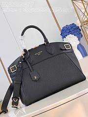 LV Lock It MM bag 36*29*15CM 2023112209 - 5