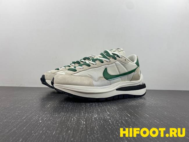 Nike Sacai x VaporWaffle Tour Yellow DD1875-102 - 1