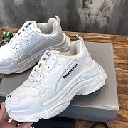 Ba1enc1aga Triple S 2023112401 - 2