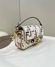 FENDI Baguette Bag 26×6×14CM  - 5