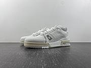 LV sneaker 2023120204 - 1