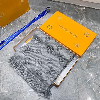 LV Scarf 2023121203