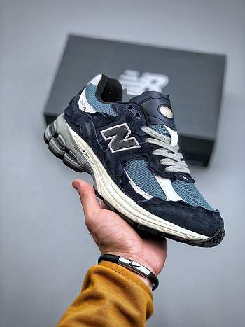 New Balance 2002R Protection Pack Dark Navy  M2002RDF