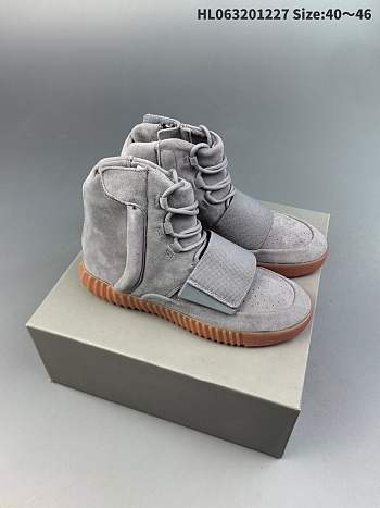 Adidas Yeezy Boost 750 Light Grey  BB1840