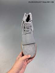 Adidas Yeezy Boost 750 Light Grey  BB1840 - 3